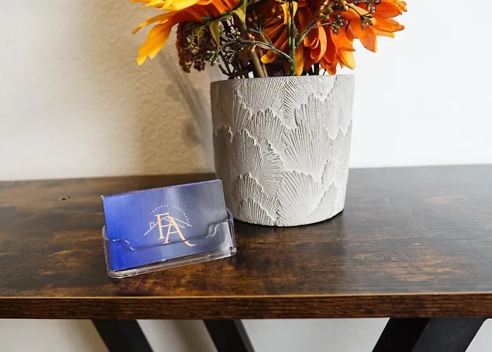 Stylish Naehe Hbf-tiefgarage-lift