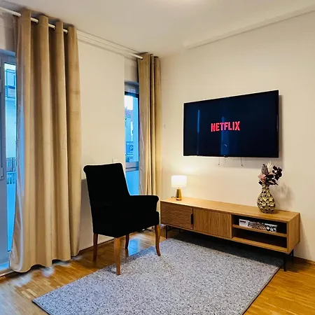 Stylish Apartment Naehe Hbf-Lift *