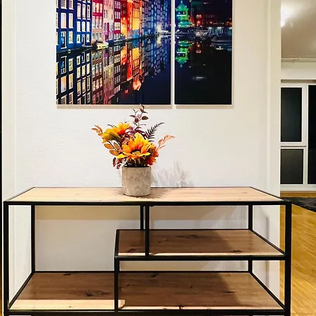 Stylish Naehe Hbf-tiefgarage-lift