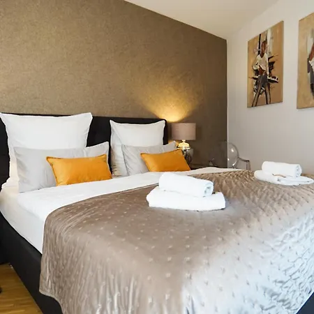 Stylish Naehe Hbf-tiefgarage-lift * Hannover