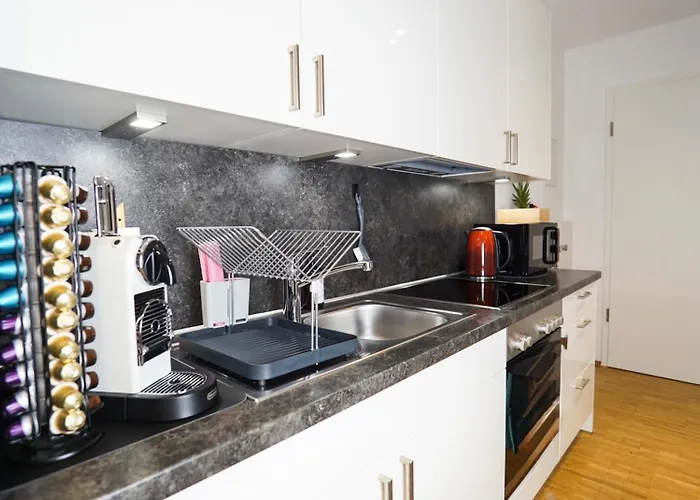 Appartement Stylish Naehe Hbf-tiefgarage-lift