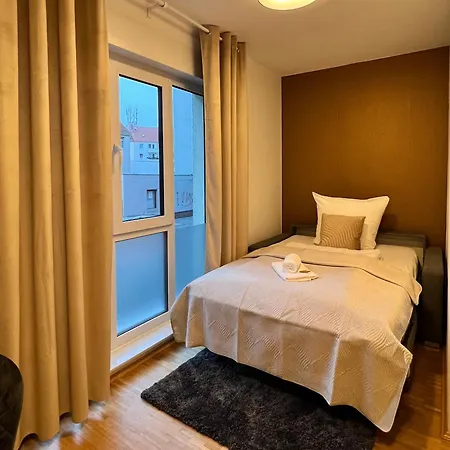 Stylish Naehe Hbf-tiefgarage-lift Apartament
