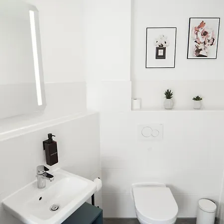 Appartement Stylish Naehe Hbf-tiefgarage-lift Hannover